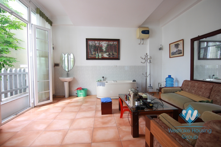 Spacious villa with 500 sqm living space for rent in Tay Ho, Hanoi